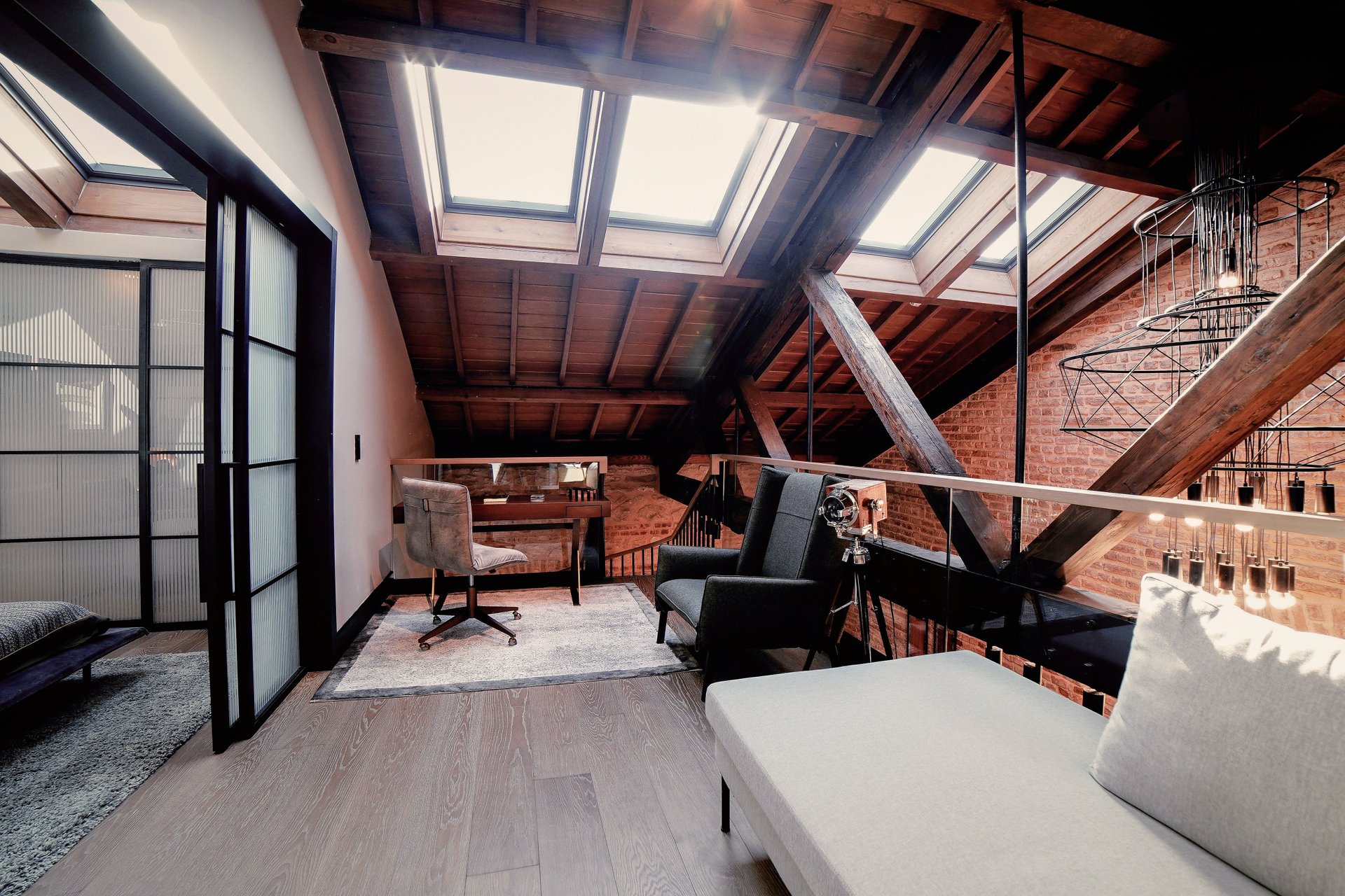 Интерьер мансардного этажа